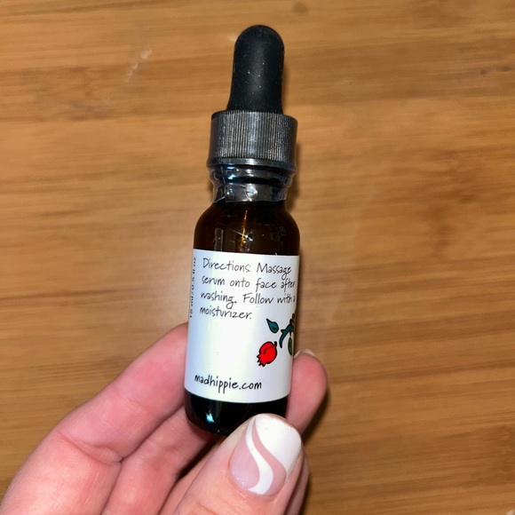 Bundle of variety of travel size skincare products and Ipsy bag - Picture 5 of 10